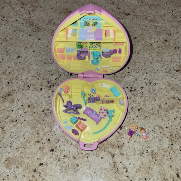 1994 Vintage Bluebird Polly Pocket Perfect Playroom